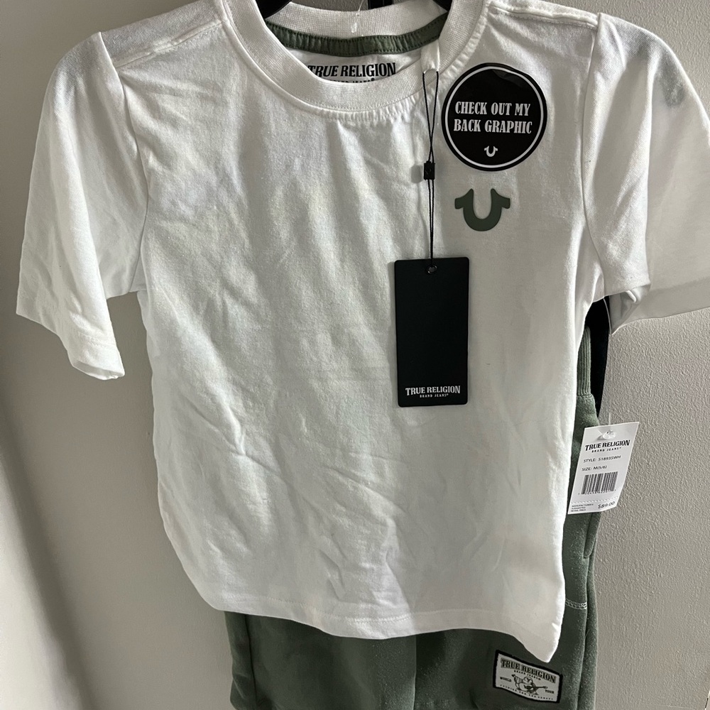True Religion White and Green Kids T-Shirt, shorts, sweatpants (set of 3)